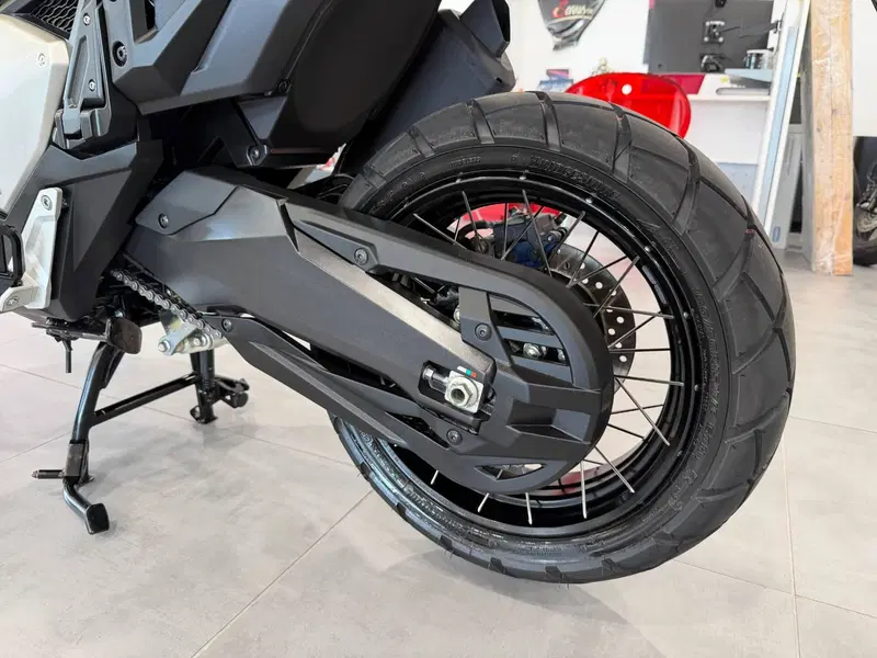 Honda X-ADV 750 Gravel (2025 - 26) (12)