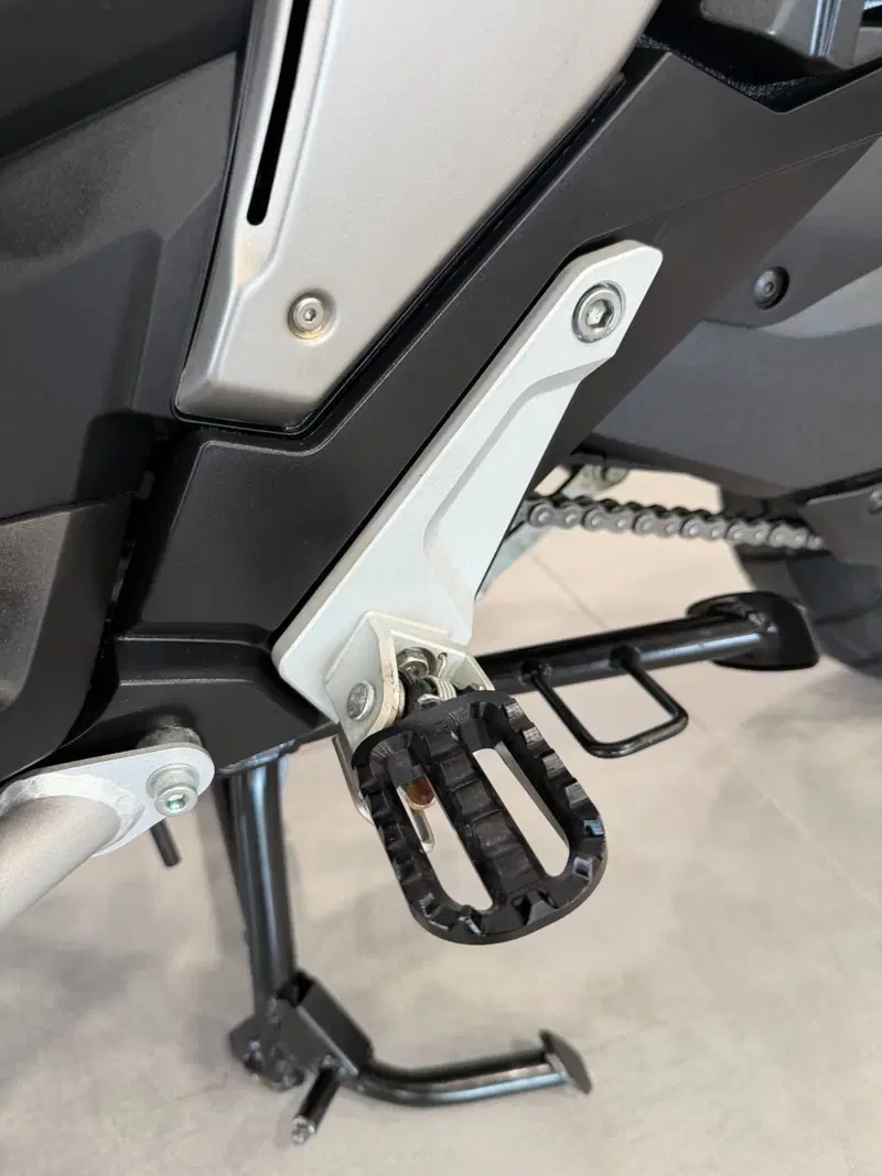 Honda X-ADV 750 Gravel (2025 - 26) (11)