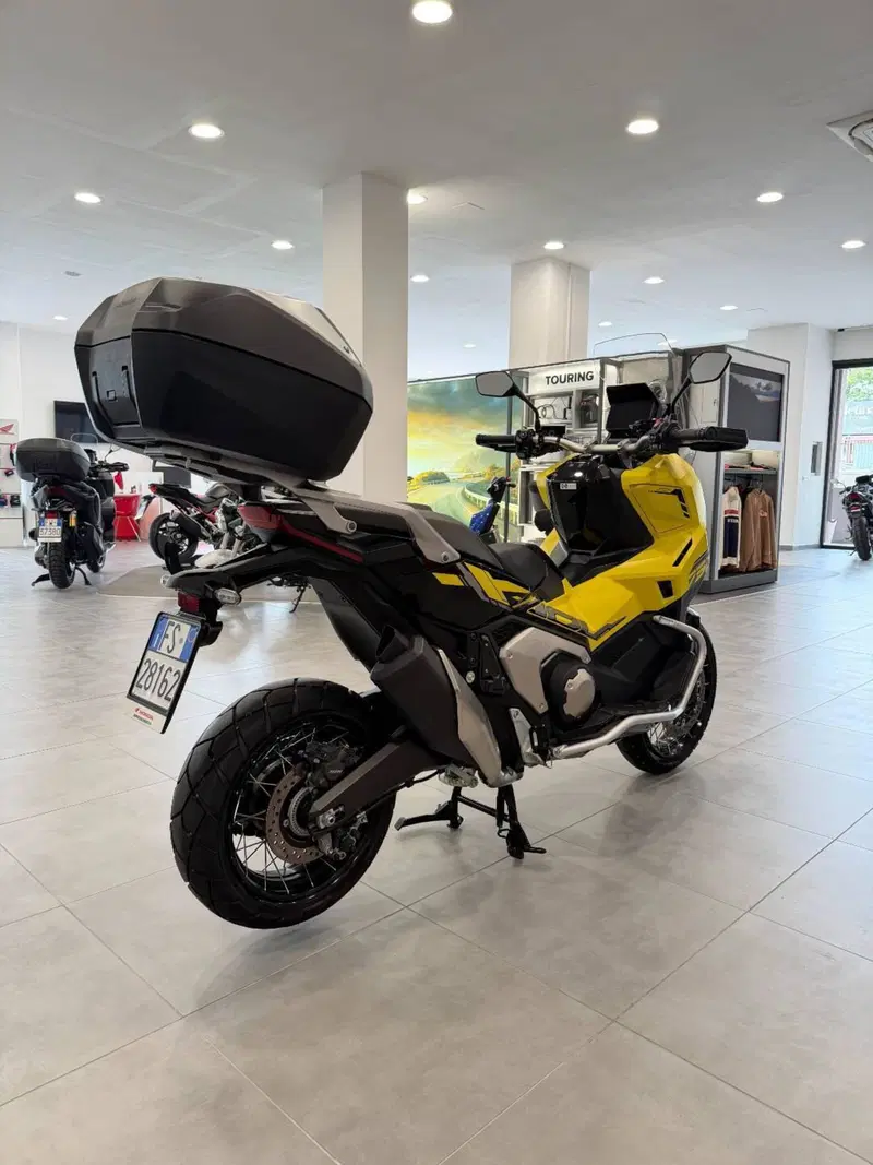 Honda X-ADV 750 Gravel (2025 - 26) (7)