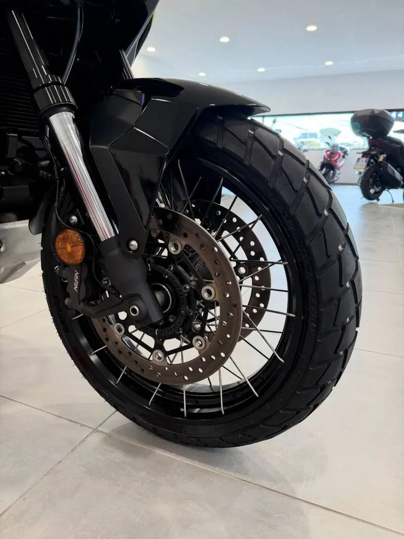 Honda X-ADV 750 Gravel (2025 - 26) (14)