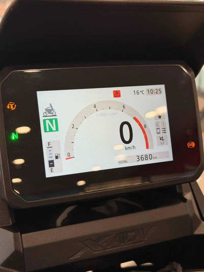 Honda X-ADV 750 Gravel (2025 - 26) (15)