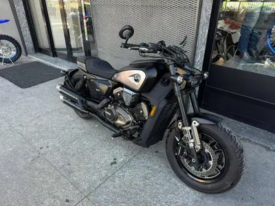 QJ Motor SRV 600 V (2024) usata