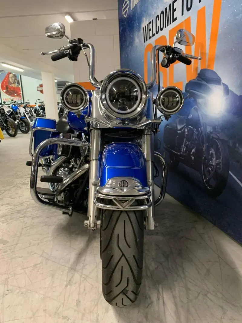Harley-Davidson 1584 Road King Classic (2007 - 10) - FLHRC (8)