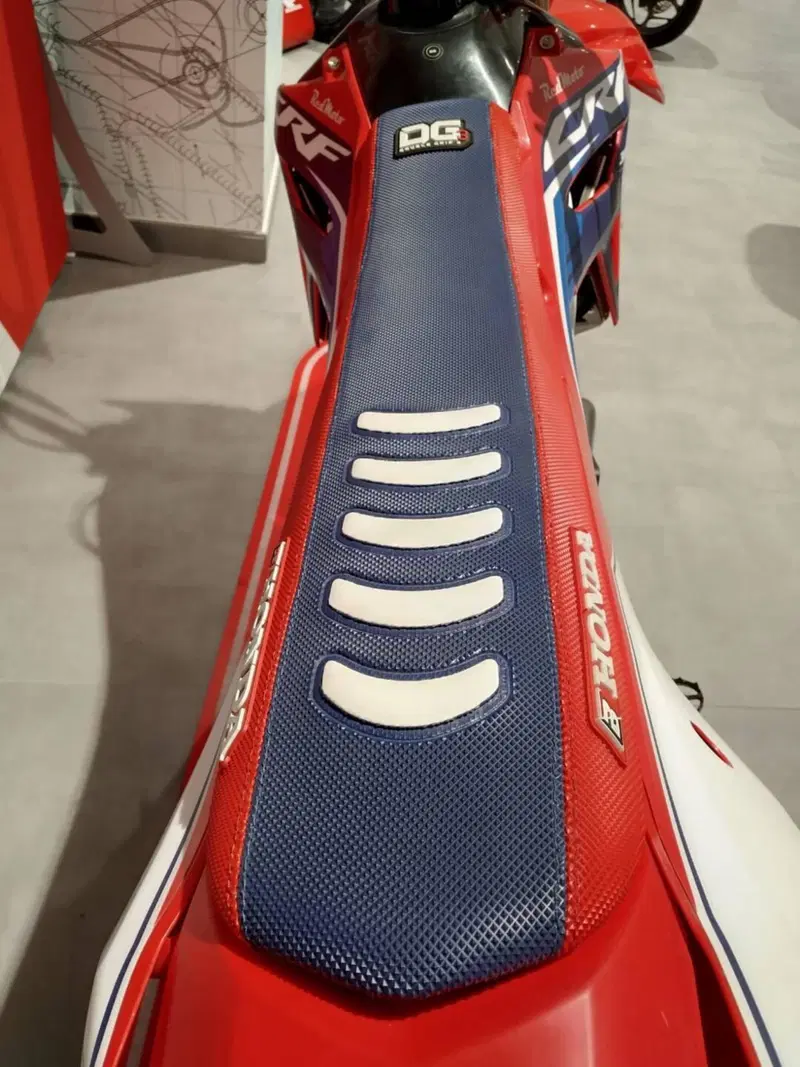 Honda CRF 300RX 50° Anniversario (2023) (16)
