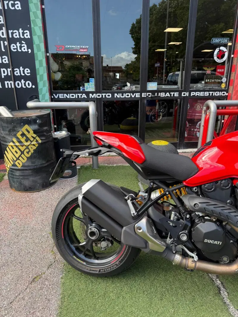 Ducati Monster 1200 R (2016 - 19) (7)