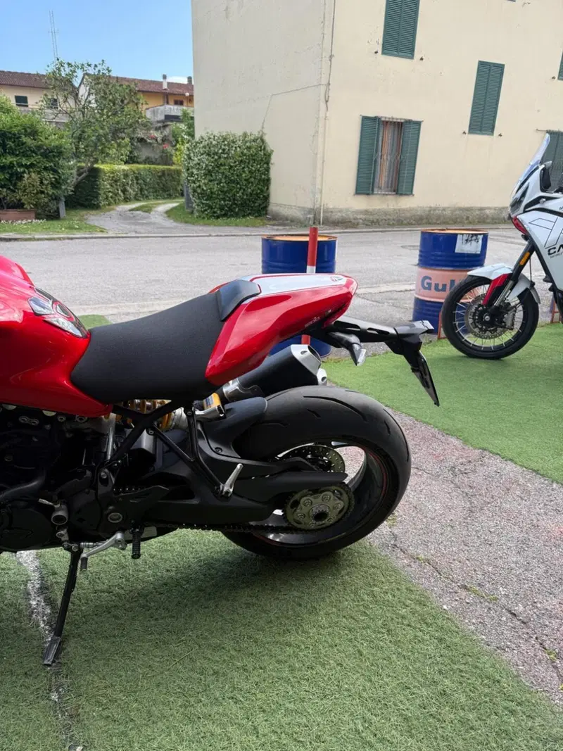 Ducati Monster 1200 R (2016 - 19) (12)