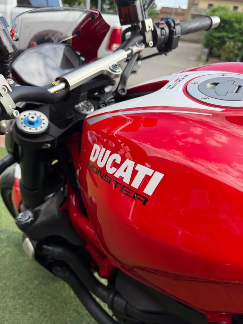 Ducati Monster 1200 R (2016 - 19) (14)