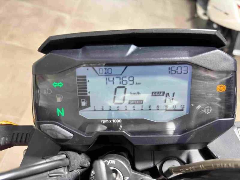 Bmw G 310 R (2021 - 25) (5)