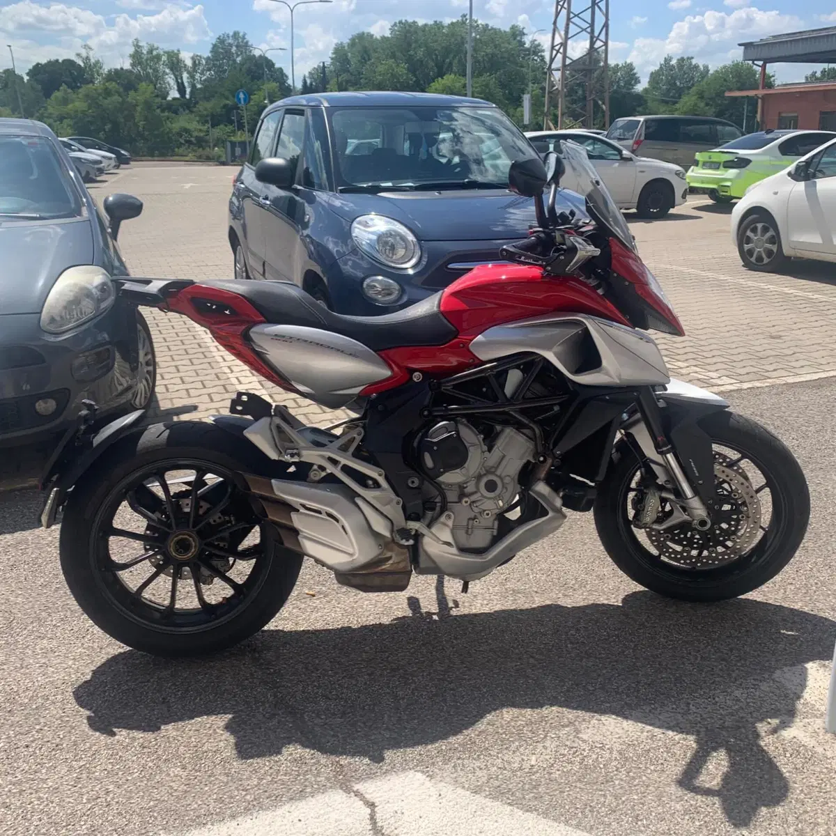 MV Agusta Stradale 800 EAS ABS (2015 - 17) (2)
