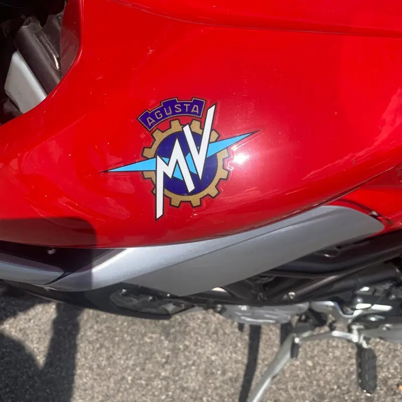 MV Agusta Stradale 800 EAS ABS (2015 - 17) (5)