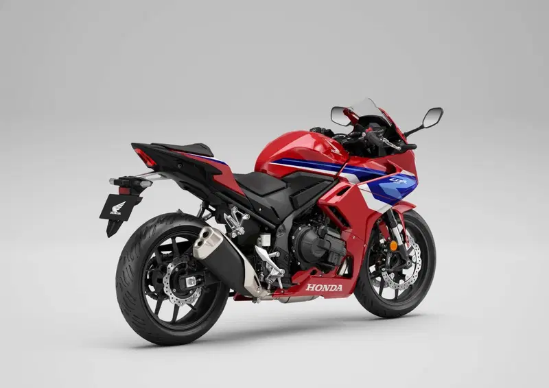 Honda CBR 500 R (2026) (6)