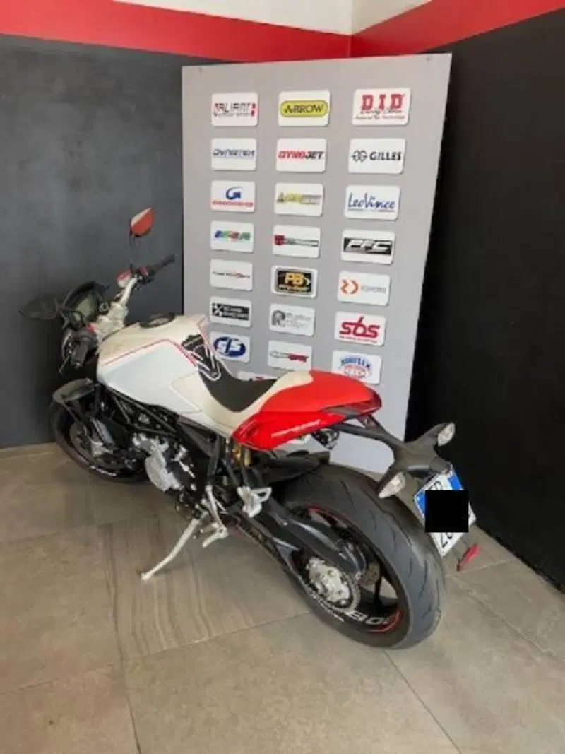 MV Agusta Brutale 800 (2012 - 15)