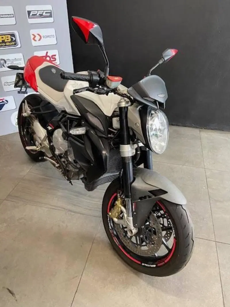 MV Agusta Brutale 800 (2012 - 15) (6)