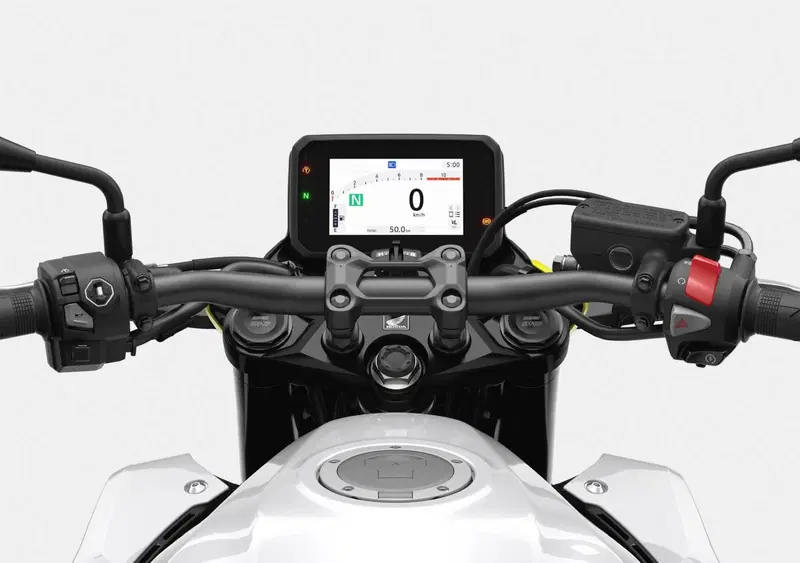 Honda CB 500 Hornet (2024 - 25) (8)