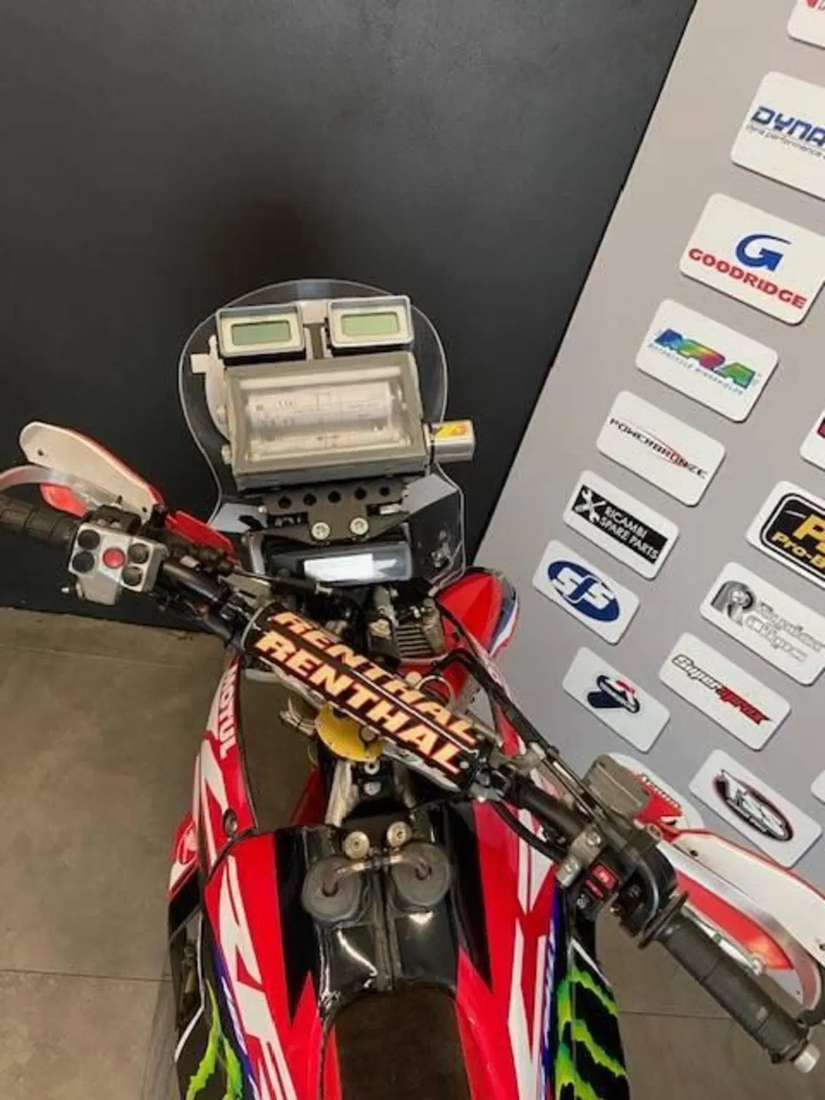 Honda CRF 450R (2019) (4)