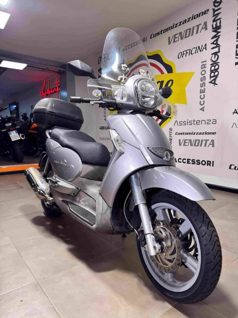 Aprilia Scarabeo 400 (2006 - 11) (2)
