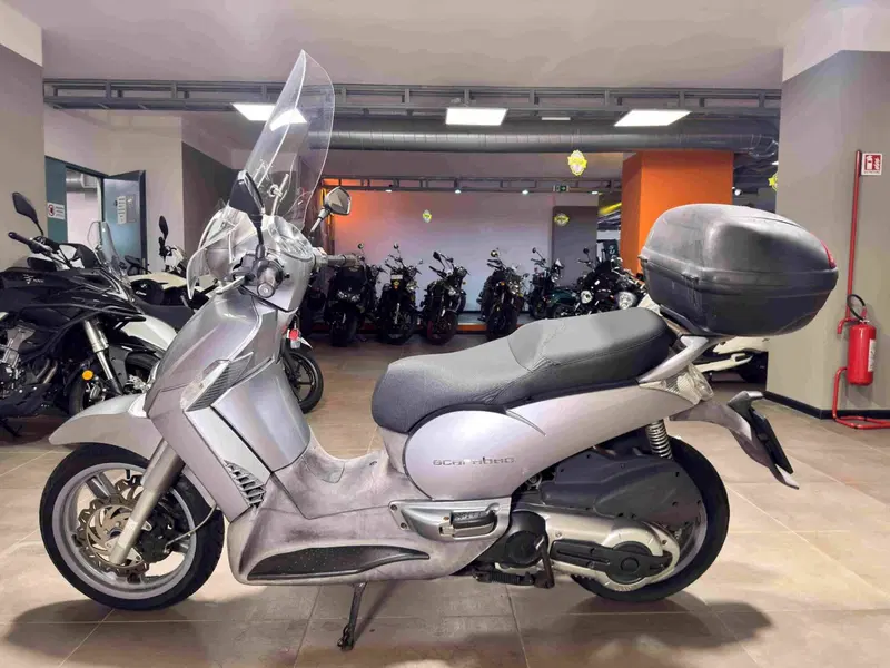 Aprilia Scarabeo 400 (2006 - 11) (4)
