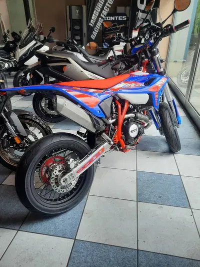 Betamotor RR 125 4T Motard R (2025 - 26) nuova