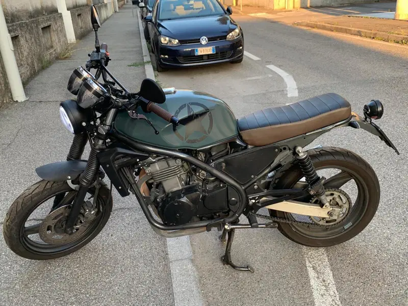 Kawasaki ER-5 500 (2001 - 06)