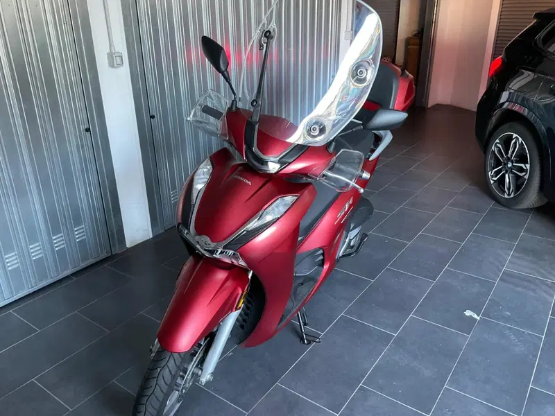 Honda SH 350 (2021 - 24) (2)