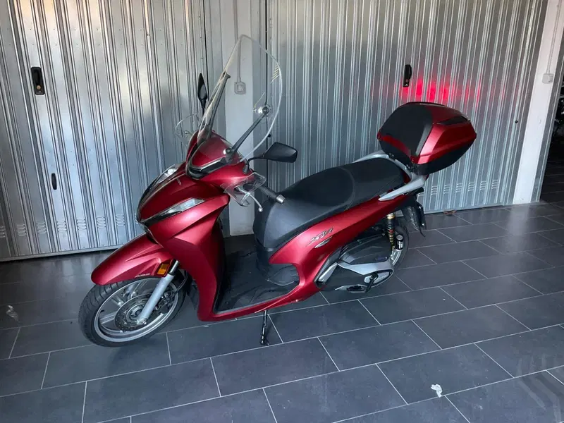 Honda SH 350 (2021 - 24) (3)