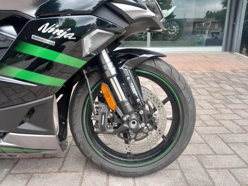 Kawasaki Ninja 1000 SX (2020) (2)