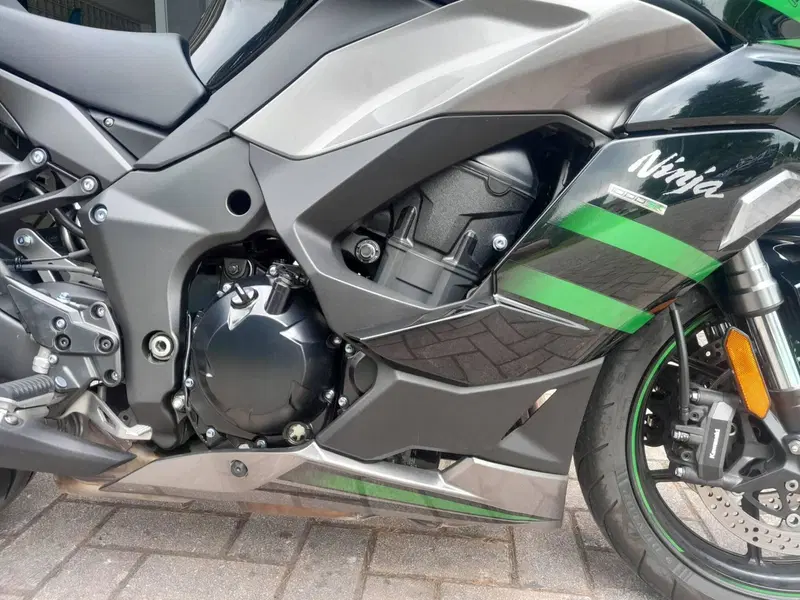 Kawasaki Ninja 1000 SX (2020) (3)