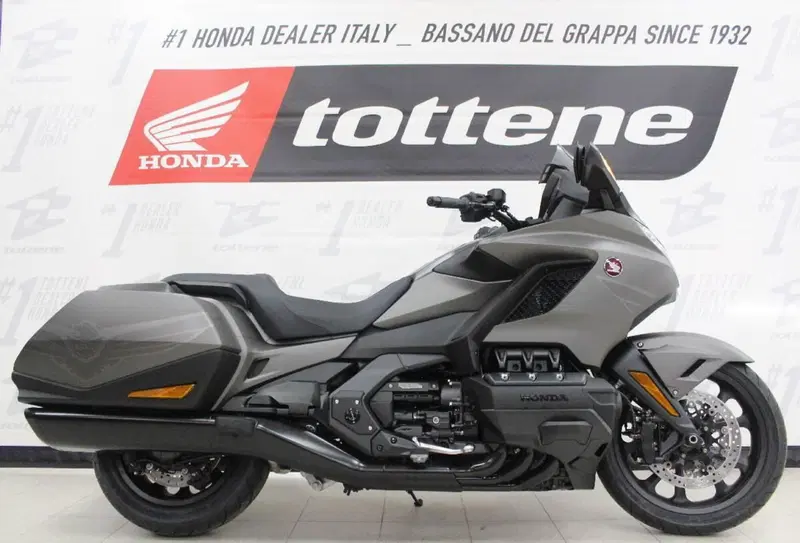 Honda GL 1800 Gold Wing 50° Anniversario (2025 - 26)