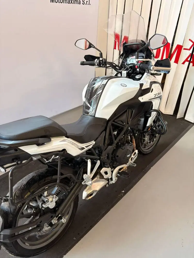 Benelli TRK 502 (2021 - 25) (2)