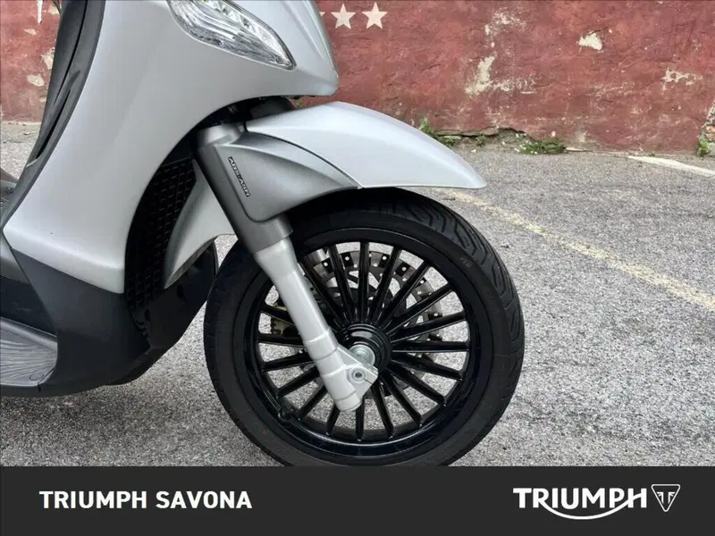 Piaggio Beverly 300 S i.e. ABS-ASR (2016 - 20) (5)