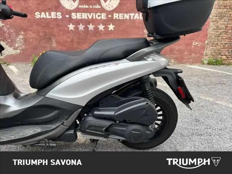 Piaggio Beverly 300 S i.e. ABS-ASR (2016 - 20) (13)
