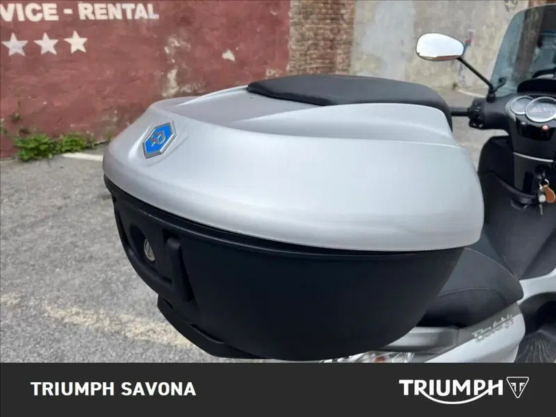 Piaggio Beverly 300 S i.e. ABS-ASR (2016 - 20) (12)