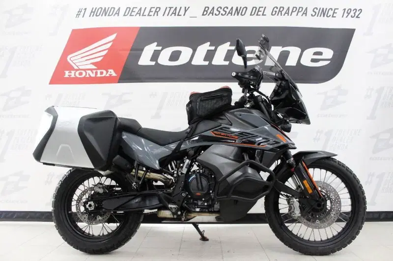 KTM 890 Adventure (2021)