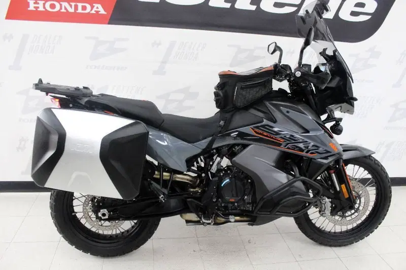 KTM 890 Adventure (2021) (2)