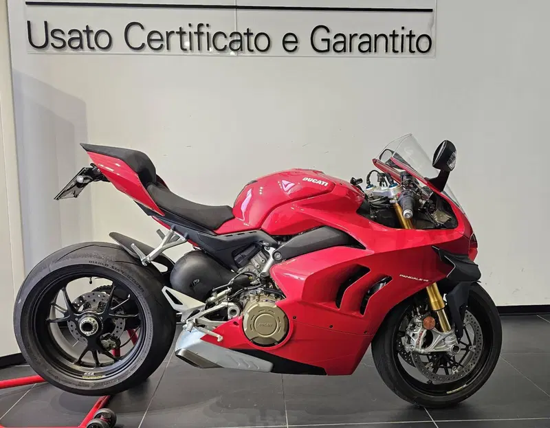 Ducati Panigale V4 S 1100 (2021) (2)