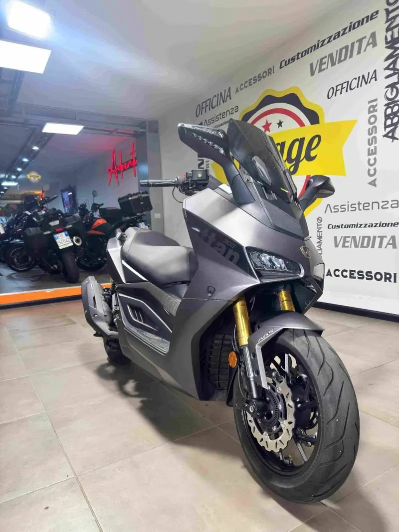 Wottan Motor Storm-R 300 (2023 - 25) (2)