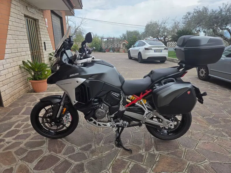Ducati Multistrada V4 S (2021 - 24) (2)