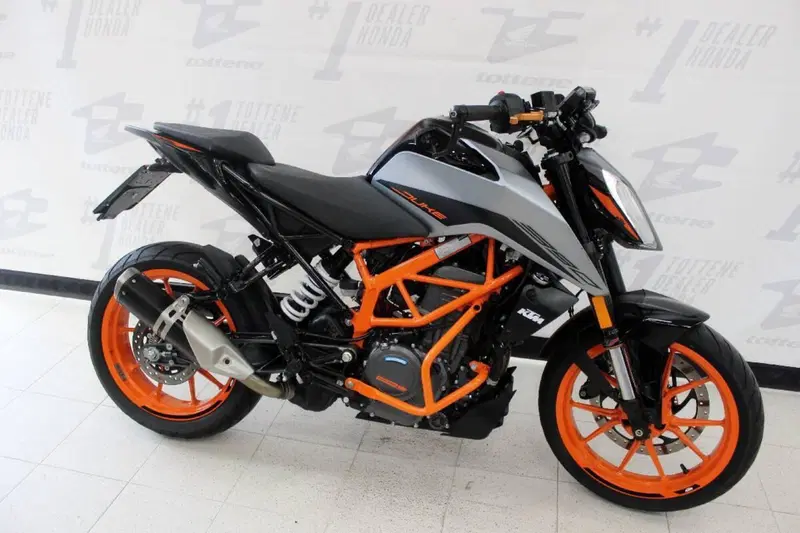 KTM 390 Duke (2021 - 23) (3)
