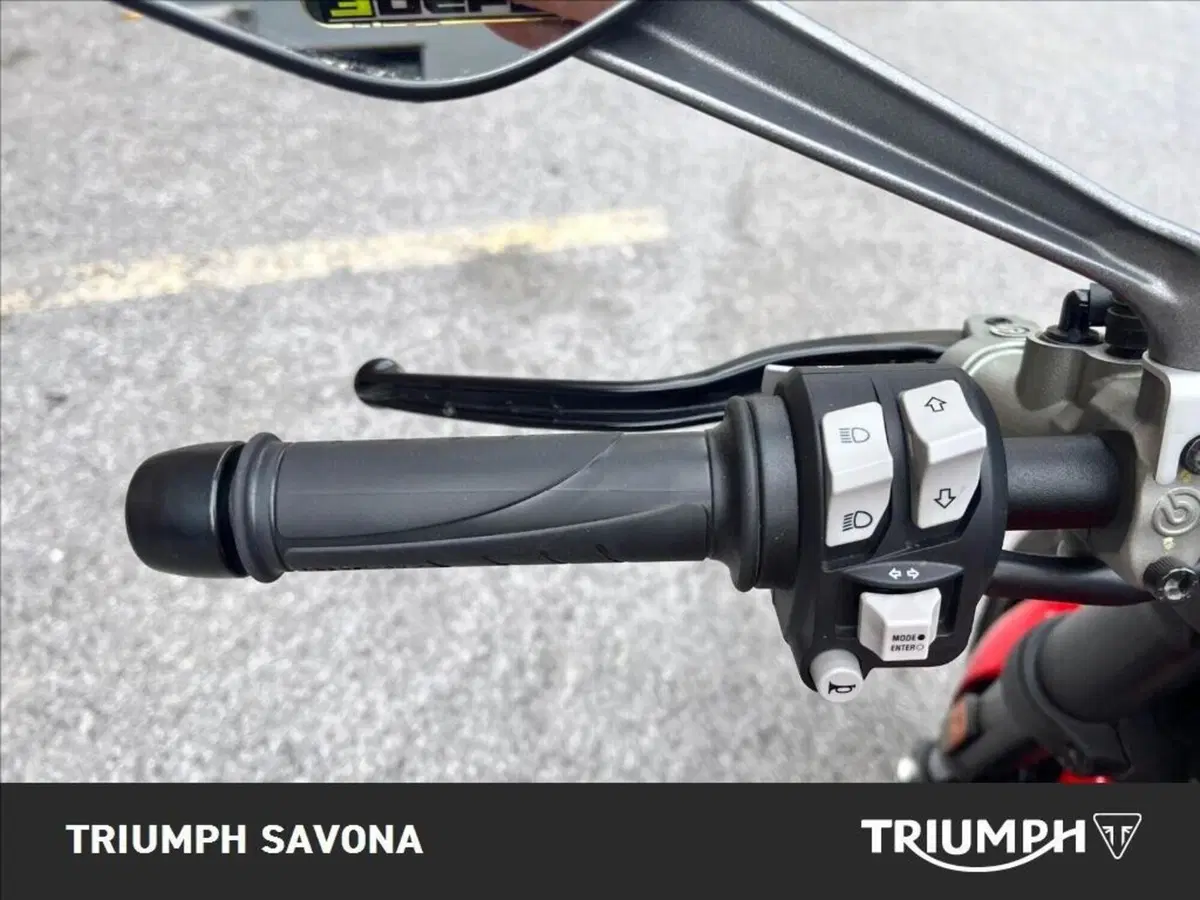 Ducati Monster 937 (2021 - 25) (11)
