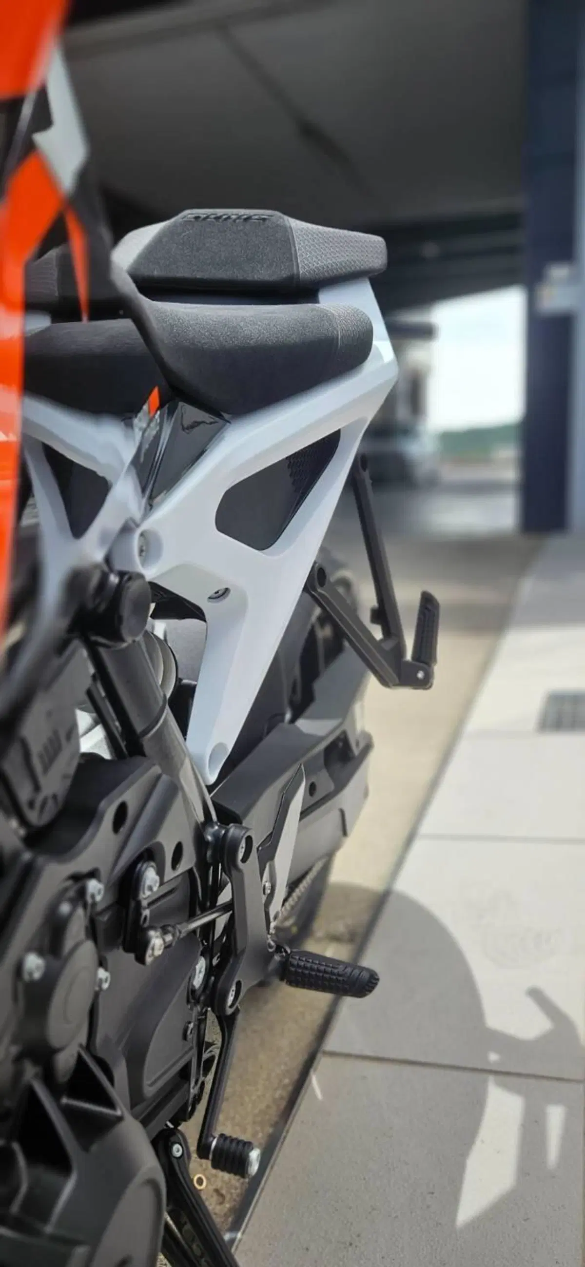 KTM 990 Duke (2024 - 26) (12)