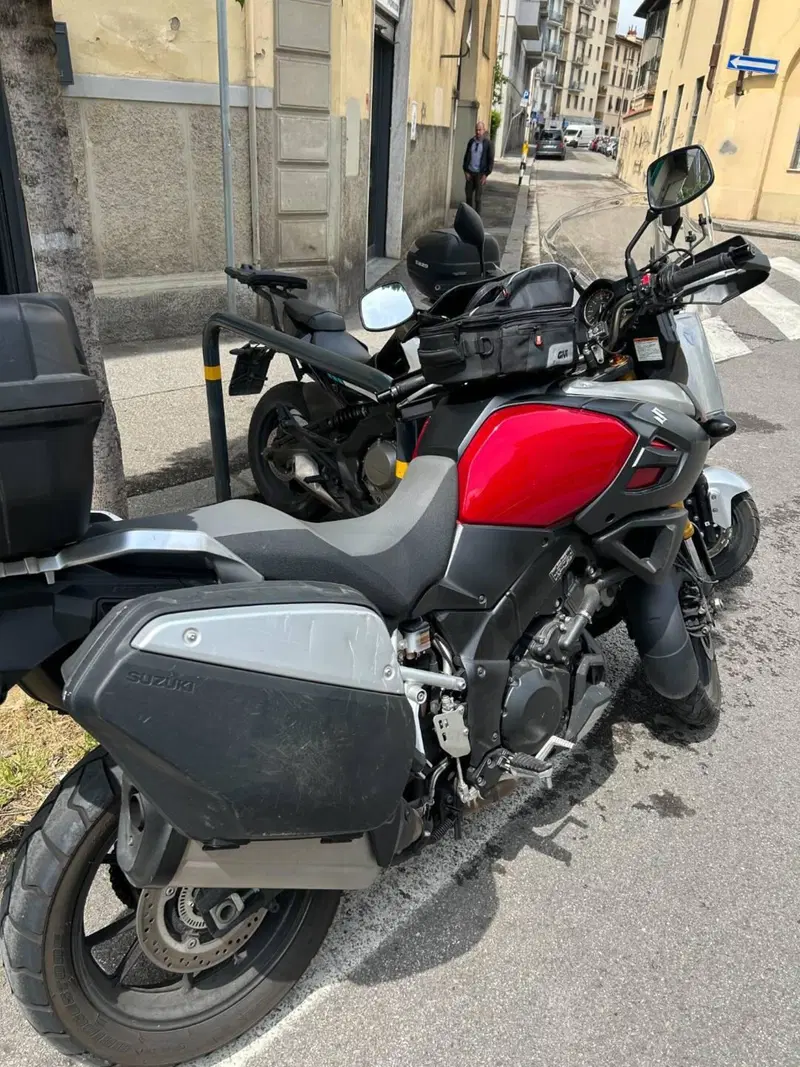 Suzuki V-Strom 1000 ABS (2014 - 17) (2)