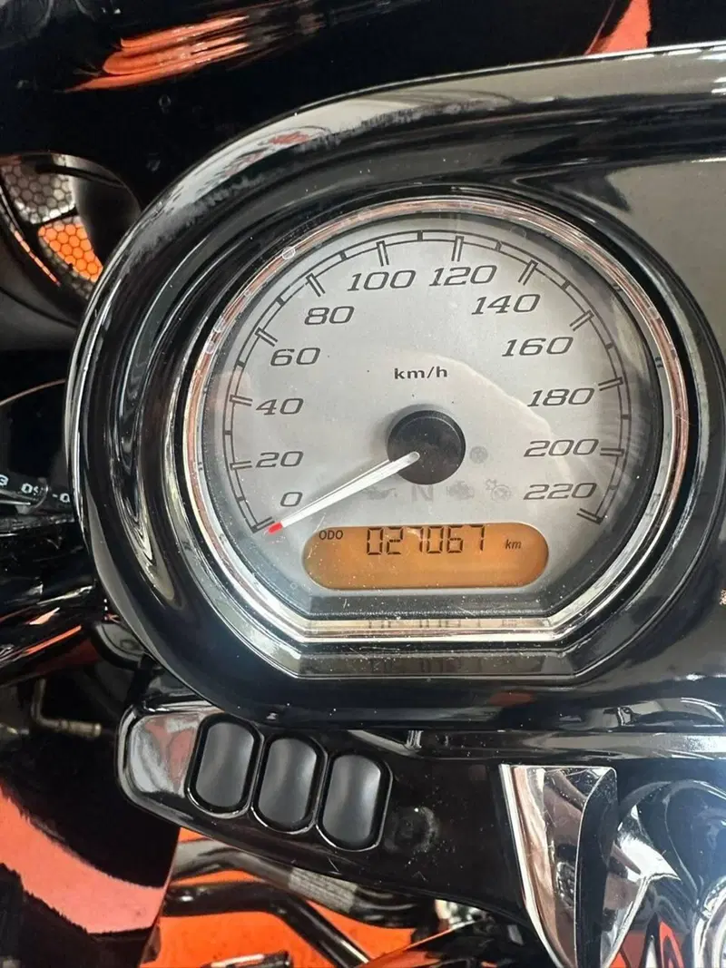 Harley-Davidson 107 Road Glide Special (2017 - 18) - FLTRXS (3)
