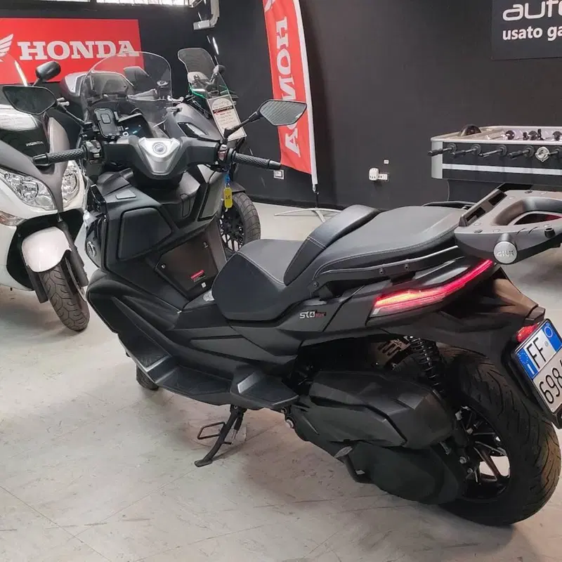 Voge Sfida SR4 MAX (2024 - 26) (4)