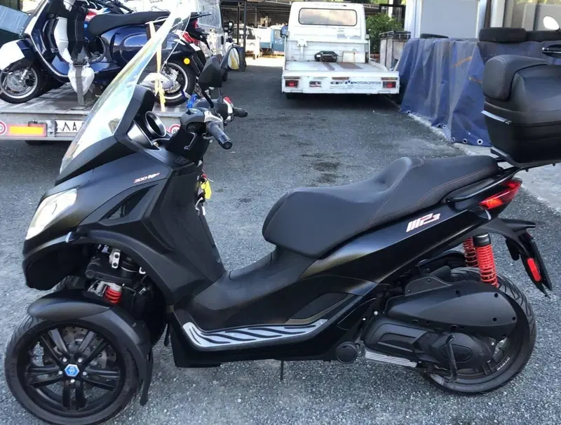 Piaggio Mp3 300 Hpe Sport (2019 - 20) (3)
