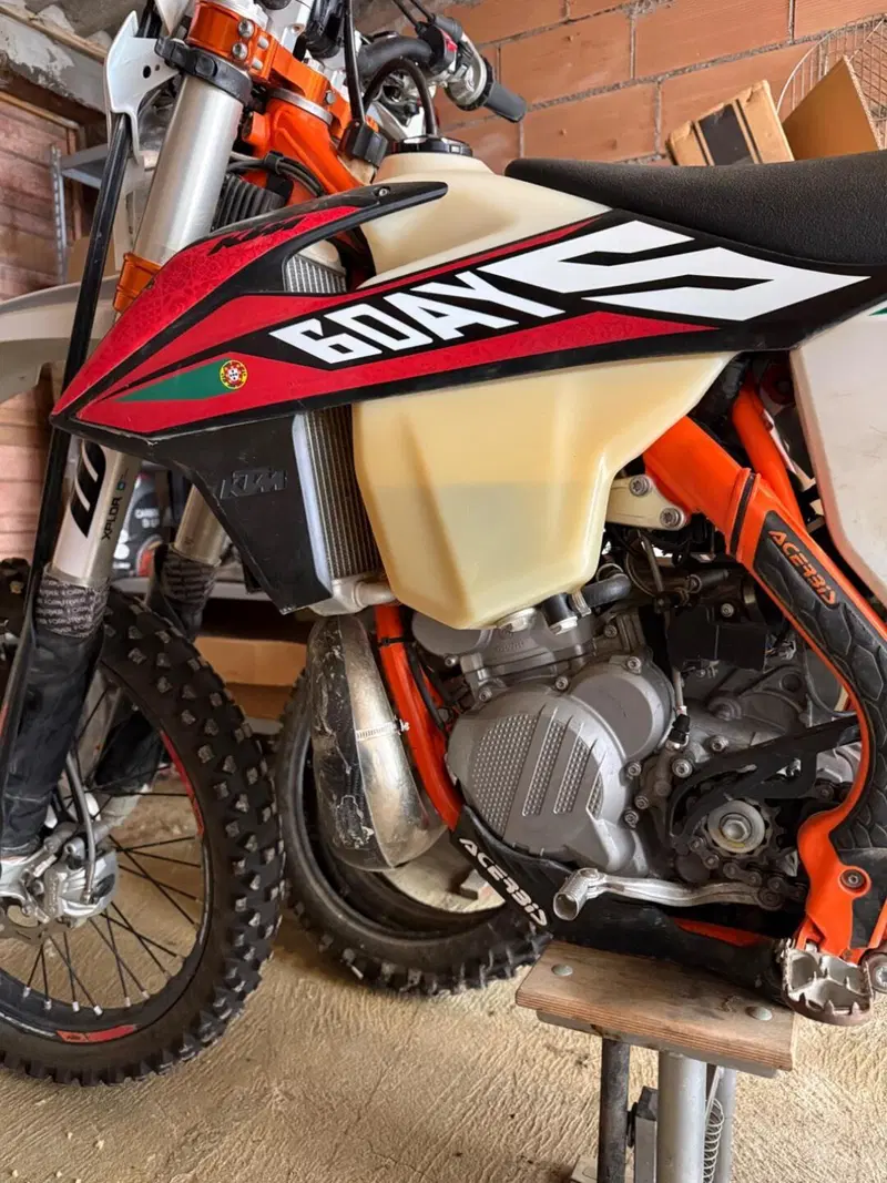 KTM 250 EXC-F Six Days (2020) (2)