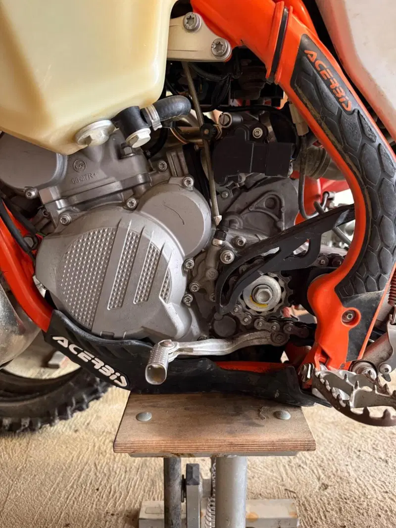 KTM 250 EXC-F Six Days (2020) (7)