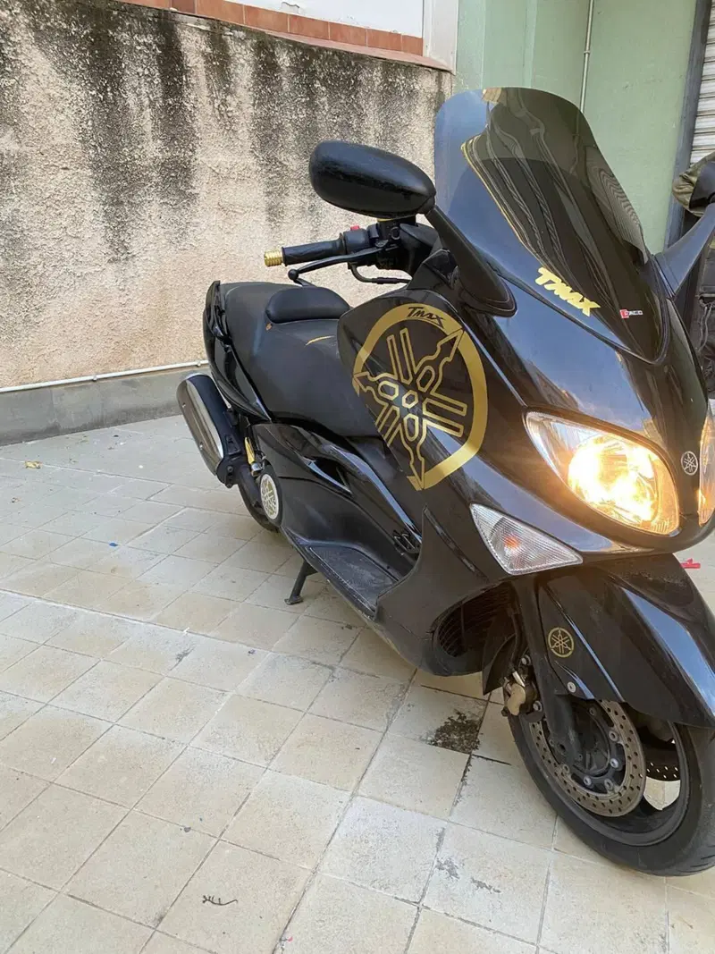Yamaha T-Max 500 (2004 - 07) (4)