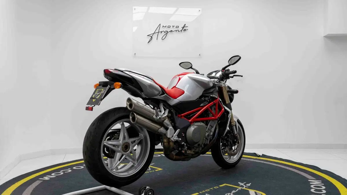 MV Agusta Brutale 910 S (2005 - 11) (3)
