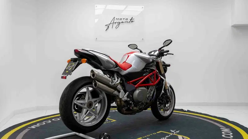 MV Agusta Brutale 910 S (2005 - 11) (3)