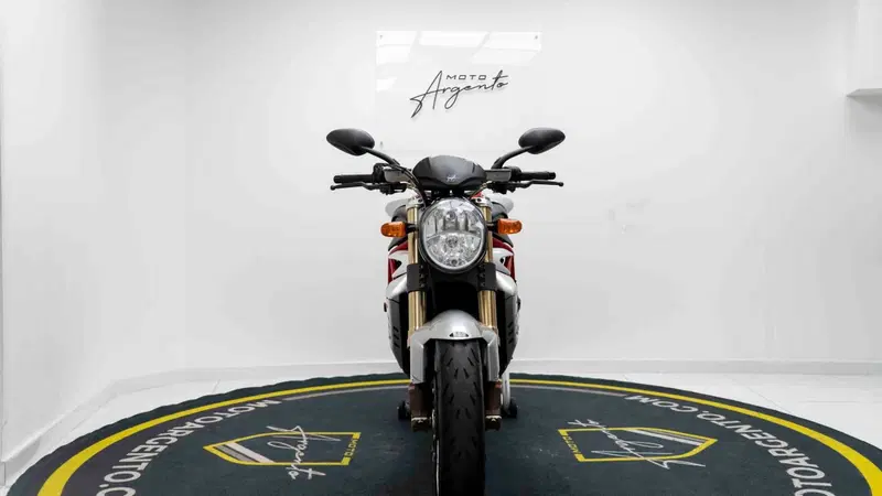 MV Agusta Brutale 910 S (2005 - 11) (8)